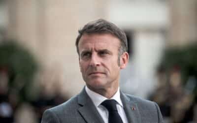 « Emmanuel Macron doit cesser de bloquer le pays et institutions », dit porte-parole du PS