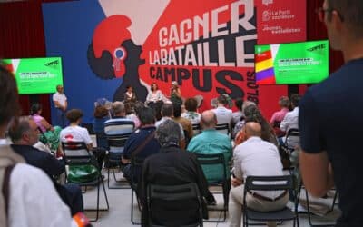 Universités d’été des partis politiques français : Origines et Objectifs Expliqués