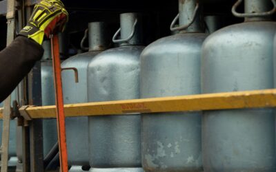 Dangers du Stockage Domestique de Bouteilles de Gaz Pleines: Risques d’Explosion et Environnementaux